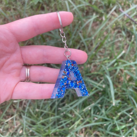 Initial Keychain A Handmade With Resin - Picture 3 of 6